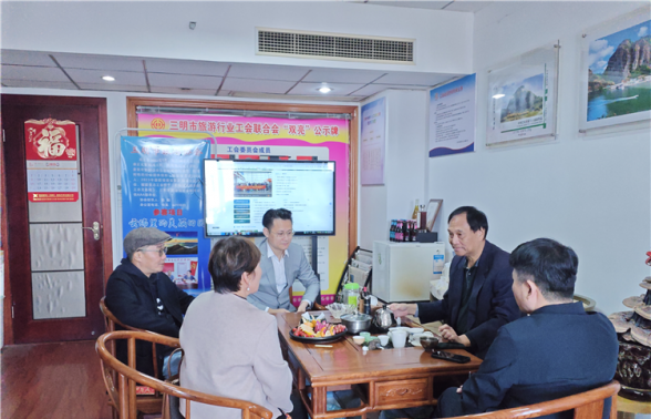 携手启新程，合作谱华章